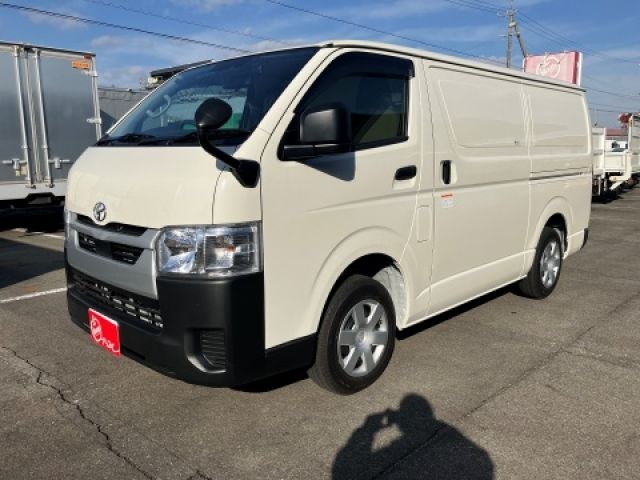 TOYOTA HIACE van 2WD 2025