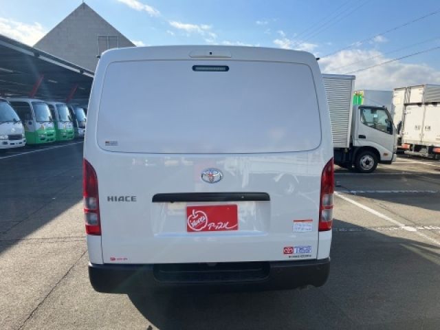 TOYOTA HIACE van 2WD 2025