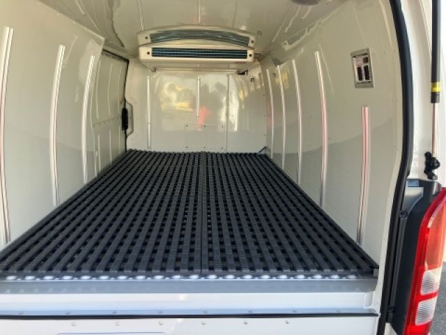 TOYOTA HIACE van 2WD 2025