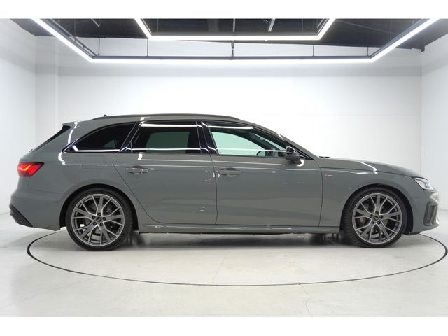 AUDI AUDI A4 AVANT 2021