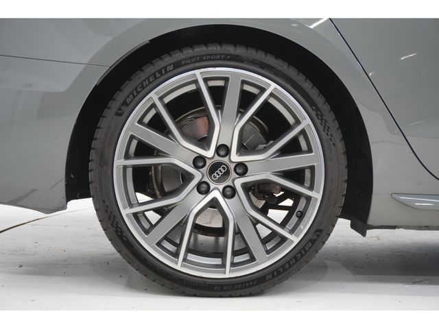 AUDI AUDI A4 AVANT 2021