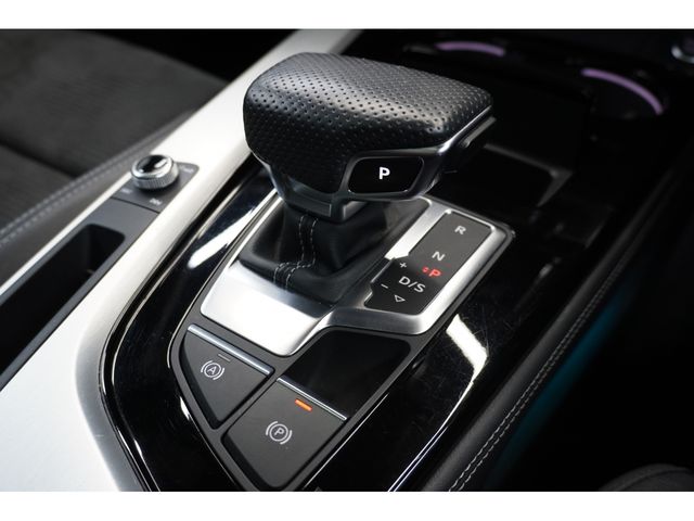 AUDI AUDI A4 AVANT 2021