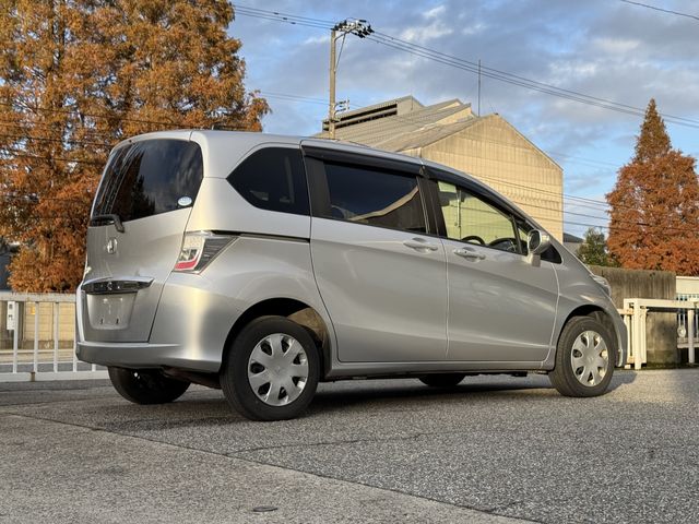 HONDA FREED 4WD 2013