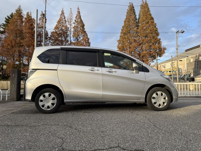 HONDA FREED 4WD 2013