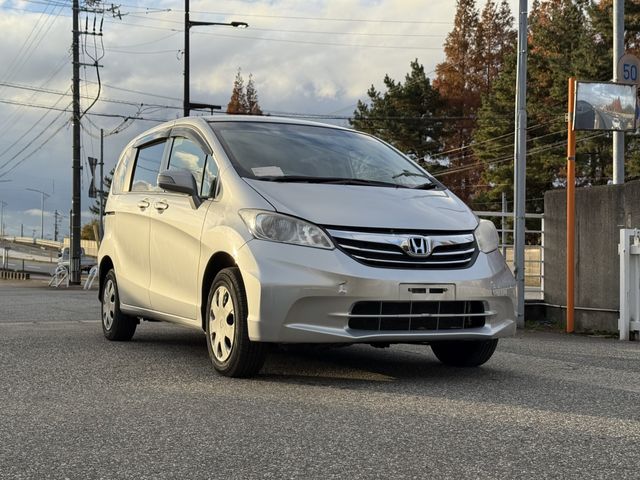 HONDA FREED 4WD 2013