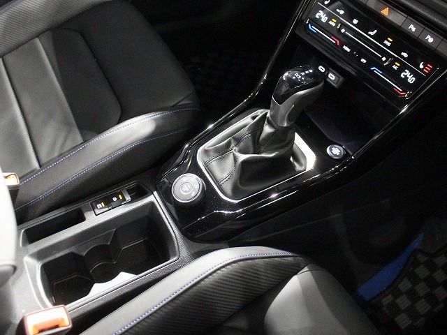 VOLKSWAGEN VOLKSWAGEN T-Roc 2025