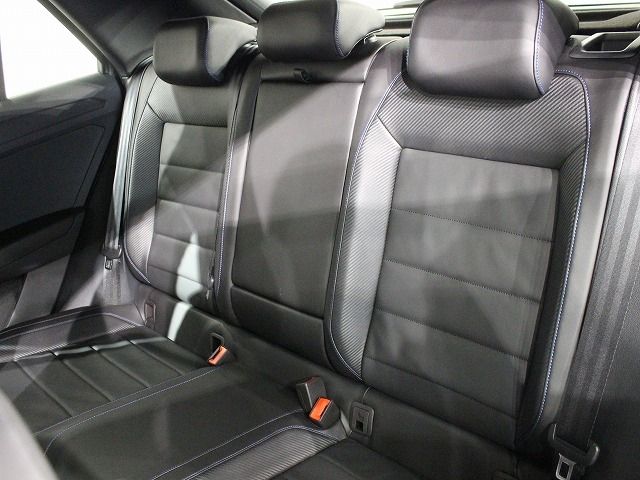 VOLKSWAGEN VOLKSWAGEN T-Roc 2025