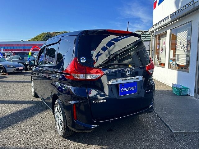 HONDA FREED HYBRID 2022