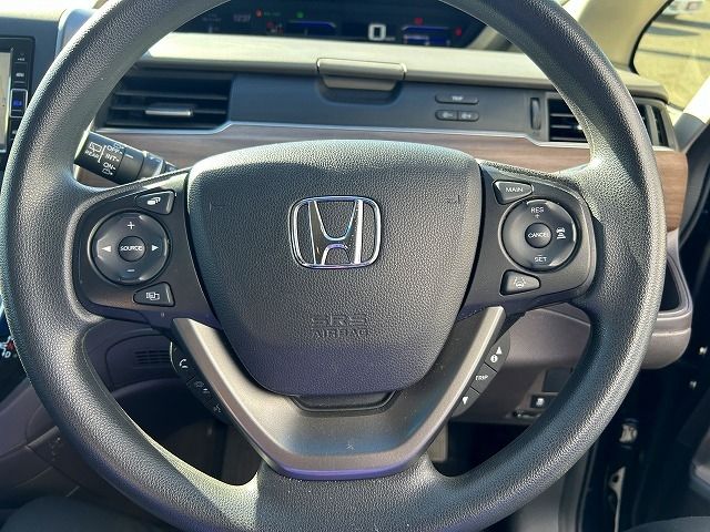 HONDA FREED HYBRID 2022