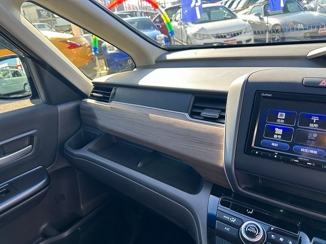 HONDA FREED HYBRID 2022