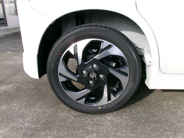 SUZUKI Spacia custom 2025