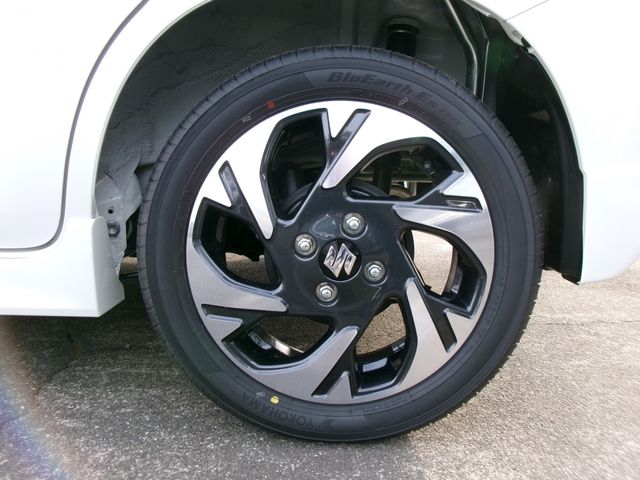 SUZUKI Spacia custom 2025