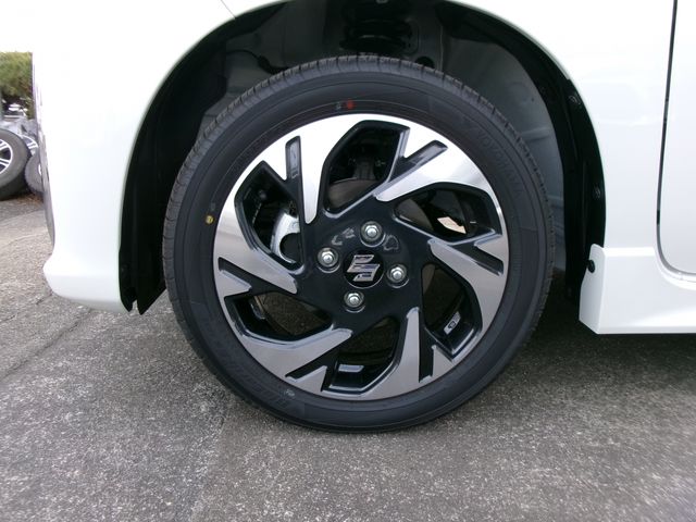 SUZUKI Spacia custom 2025