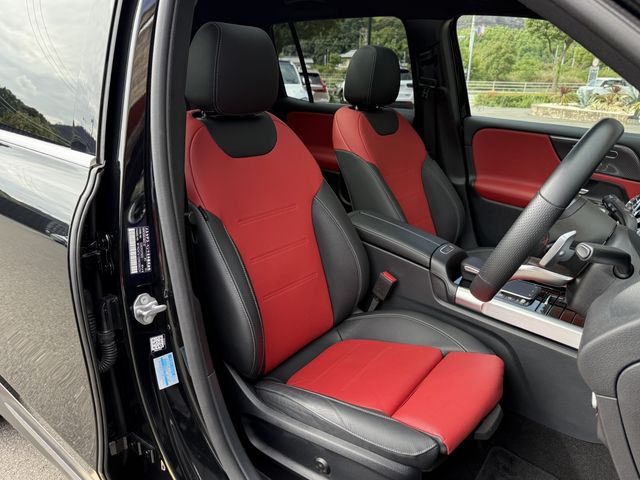 MERCEDES BENZ MERCEDES BENZ GLB 2023