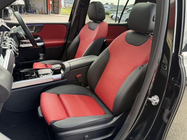 MERCEDES BENZ MERCEDES BENZ GLB 2023