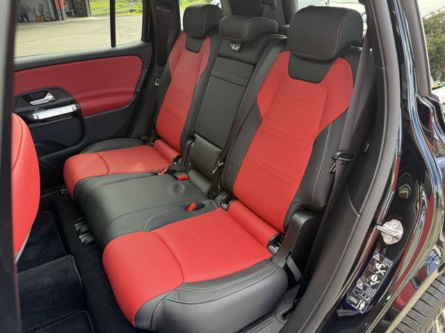 MERCEDES BENZ MERCEDES BENZ GLB 2023