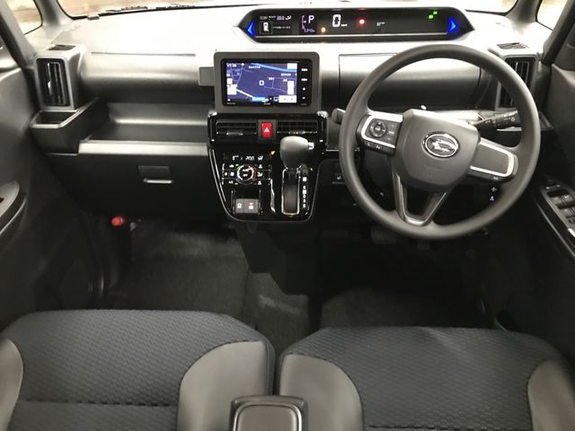 DAIHATSU TANTO CUSTOM 2025