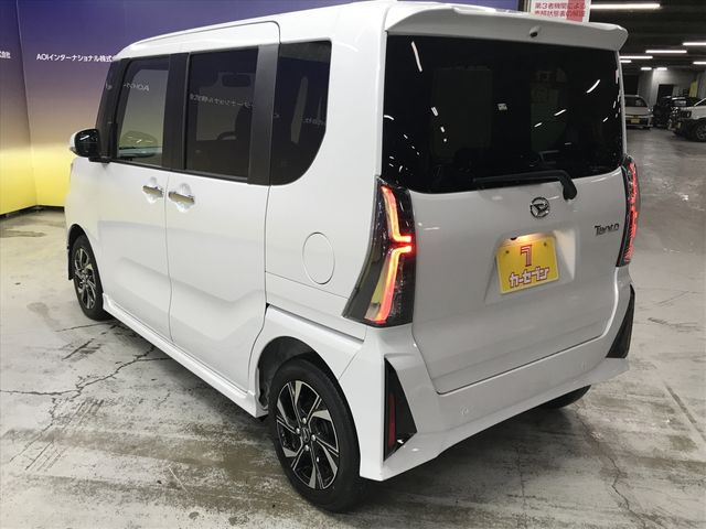 DAIHATSU TANTO CUSTOM 2025