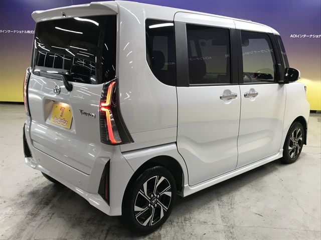 DAIHATSU TANTO CUSTOM 2025