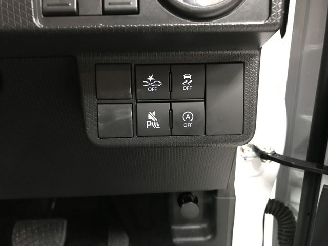 DAIHATSU TANTO CUSTOM 2025