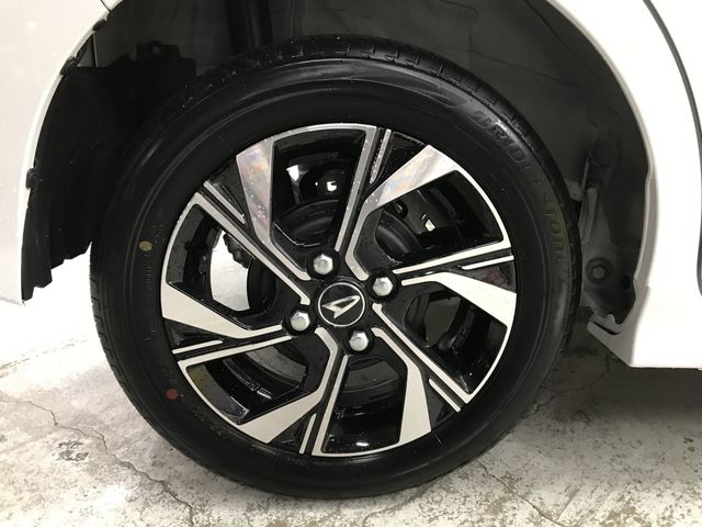 DAIHATSU TANTO CUSTOM 2025