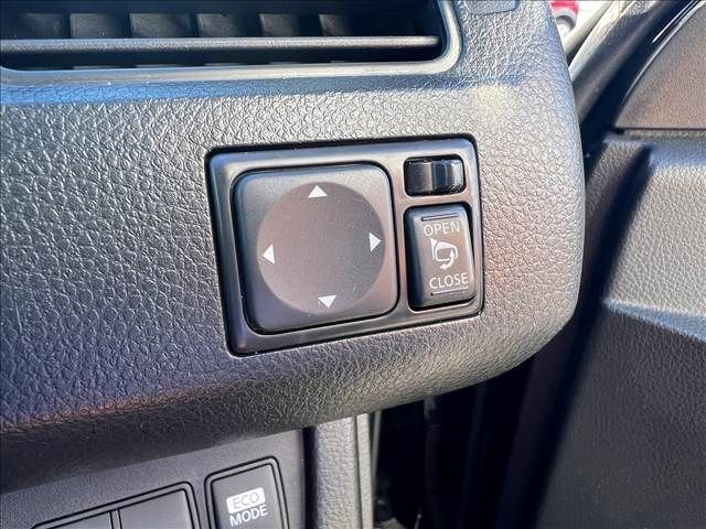 NISSAN SERENA  WG 4WD 2012