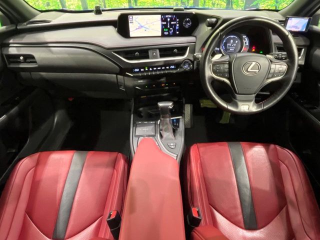 TOYOTA LEXUS UX250h AWD 2019