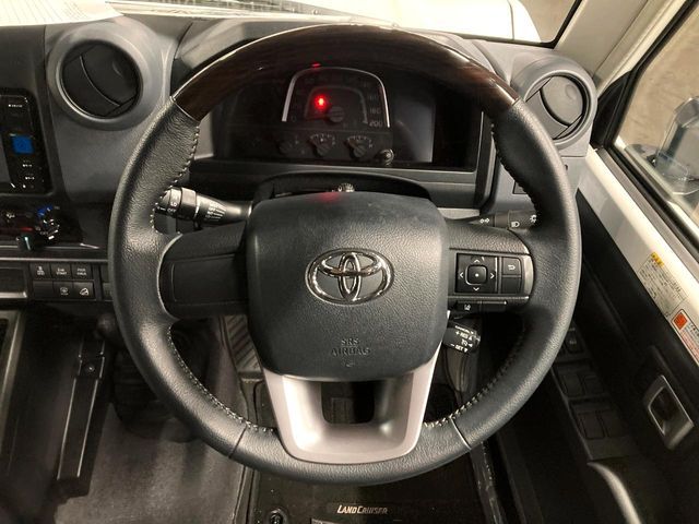 TOYOTA LANDCRUISER 70 2024