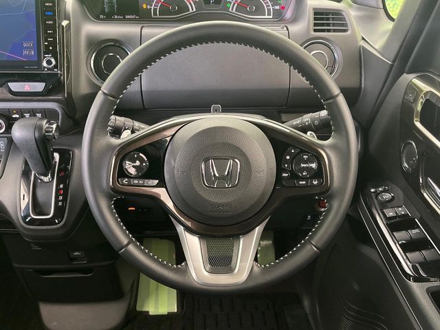 HONDA N BOX CUSTOM 2018