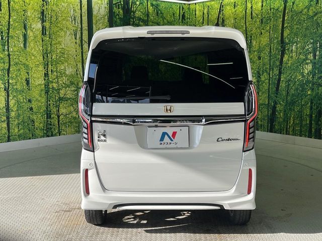 HONDA N BOX CUSTOM 2018