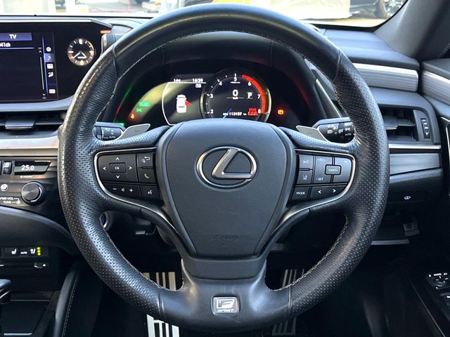 TOYOTA LEXUS ES300h 2018