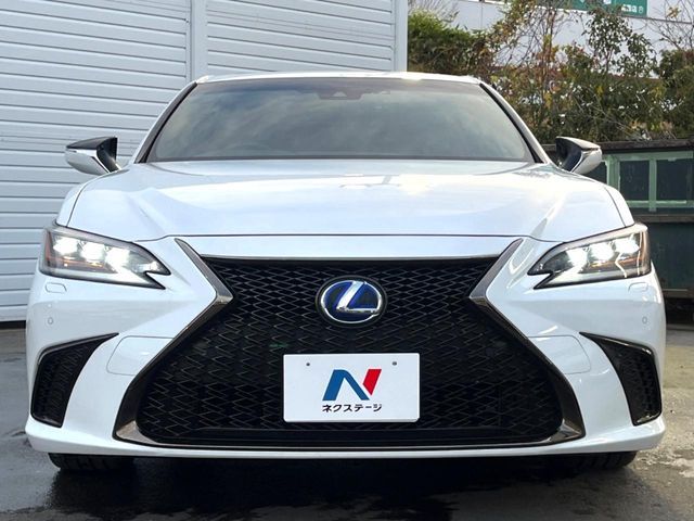 TOYOTA LEXUS ES300h 2018