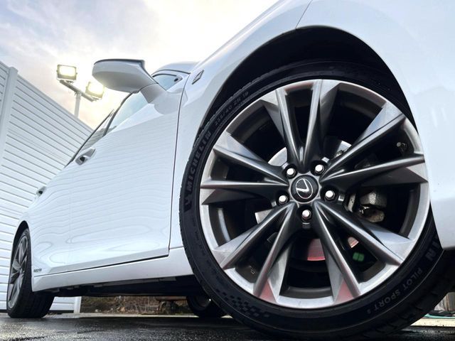 TOYOTA LEXUS ES300h 2018