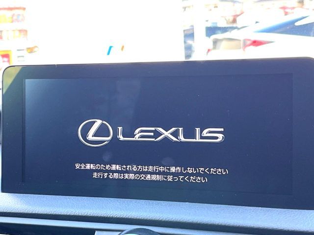 TOYOTA LEXUS IS300h 2022