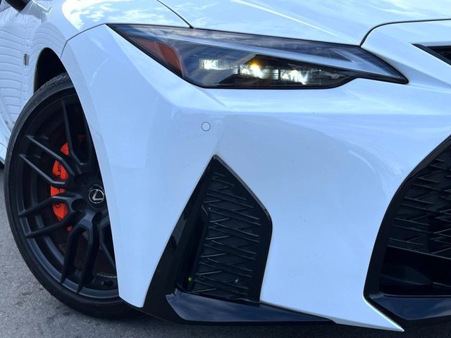 TOYOTA LEXUS IS300h 2022