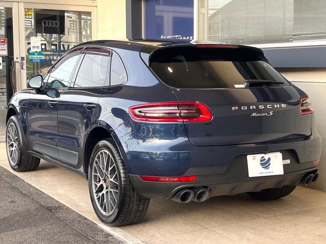 PORSCHE PORSCHE Macan 2015