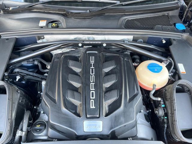 PORSCHE PORSCHE Macan 2015