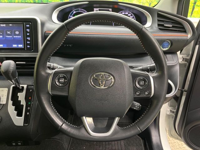 TOYOTA SIENTA HYBRID 2020