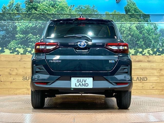 TOYOTA RAIZE HYBRID 2022