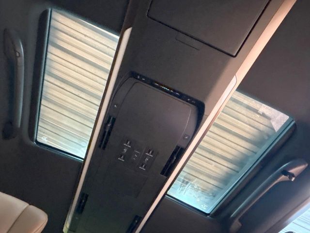 TOYOTA VELLFIRE  HYBRID 4WD 2024