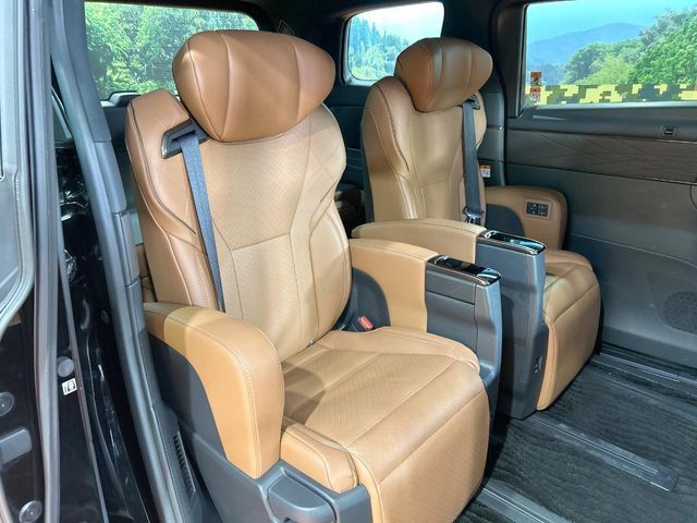 TOYOTA VELLFIRE  HYBRID 4WD 2024