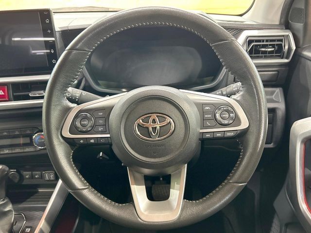 TOYOTA RAIZE HYBRID 2022