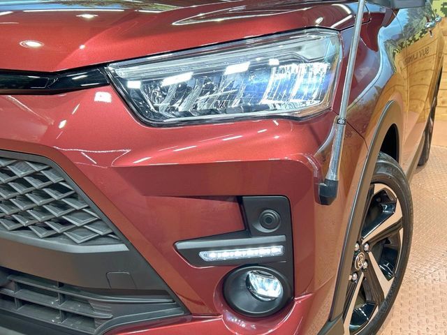 TOYOTA RAIZE HYBRID 2022