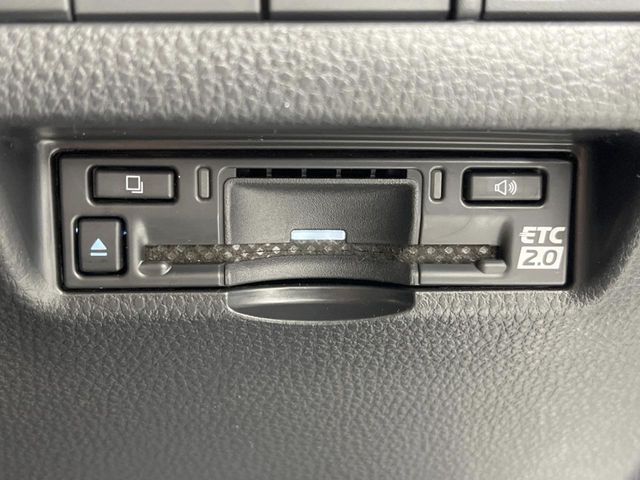 TOYOTA HARRIER 2WD 2025