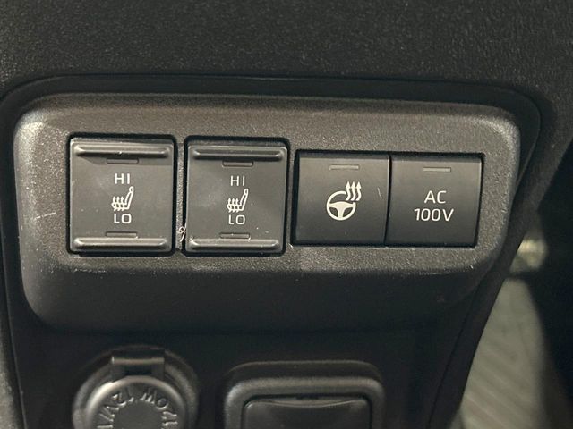 TOYOTA SIENTA HYBRID 2022