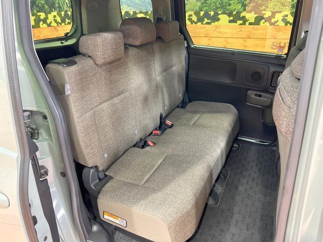 TOYOTA SIENTA HYBRID 2022