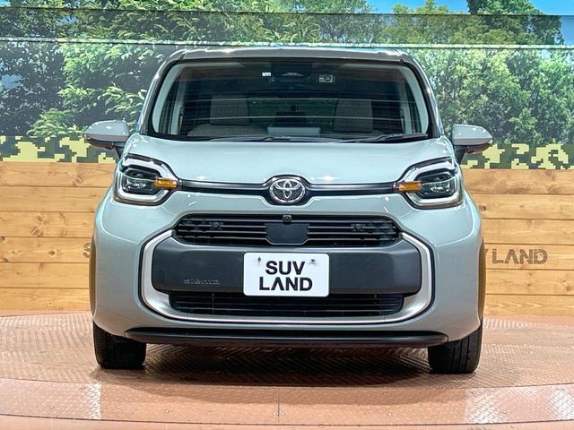 TOYOTA SIENTA HYBRID 2022