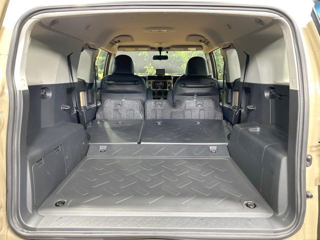 TOYOTA FJ CRUISER 4WD 2011