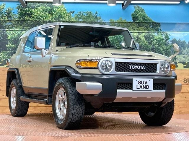 TOYOTA FJ CRUISER 4WD 2011