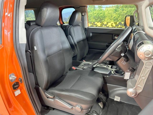 TOYOTA FJ CRUISER 4WD 2013